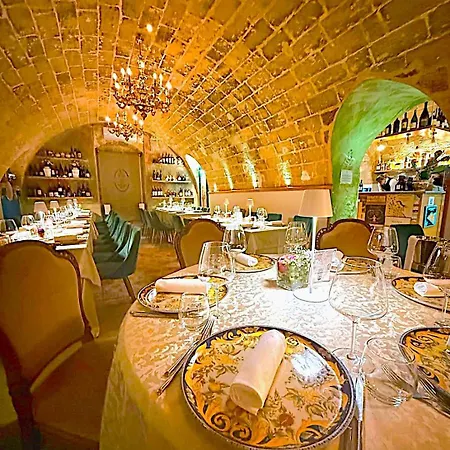 Le Caserie Di Charme Bed & Breakfast