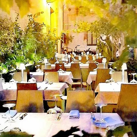 Frühstückspension Le Caserie Di Charme 4*